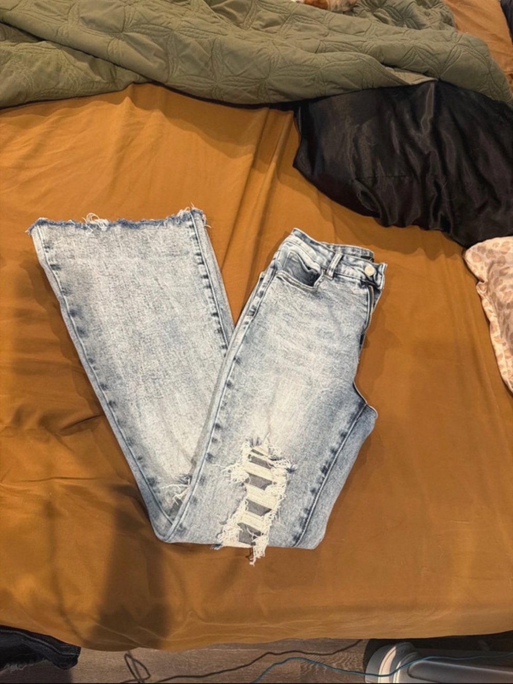 Viral Lainey Women’s Jeans Acid Wash